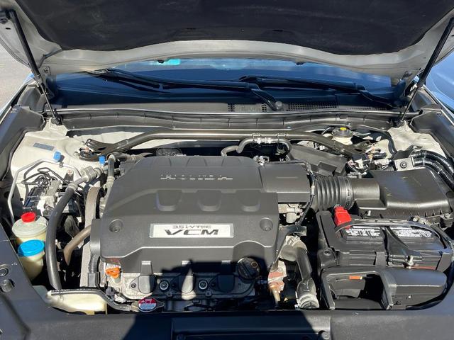 Photo of 2010 Silver Honda Accord Crosstour