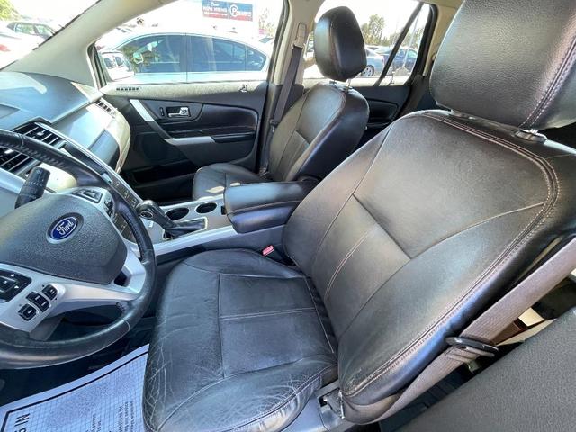 Photo of 2013 Brown Ford Edge