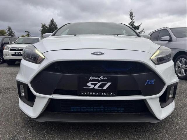 Photo of 2017 Frozen White Ford Focus RS