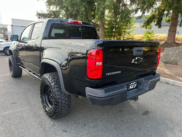 Photo of 2018 Black Chevrolet Colorado