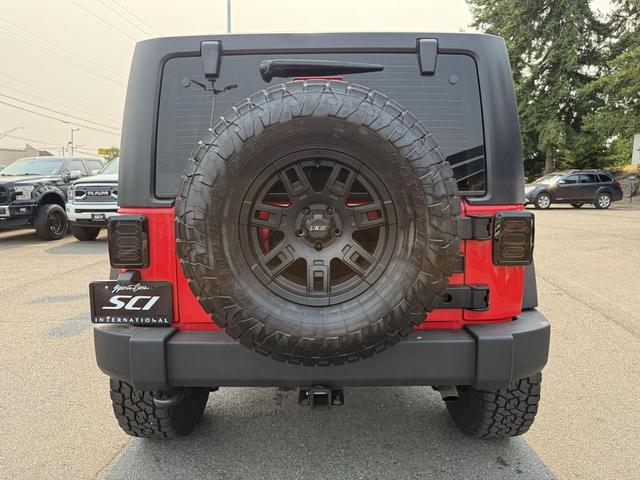 Photo of 2013 Rock Lobster Clearcoat Jeep Wrangler