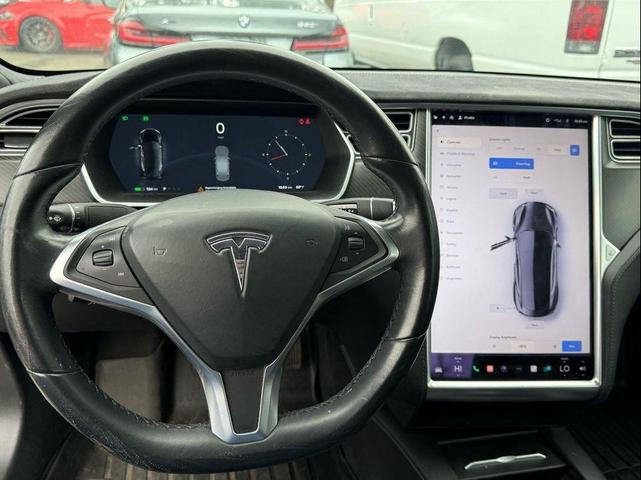 Photo of 2017 Obsidian Black Metallic Tesla Model S