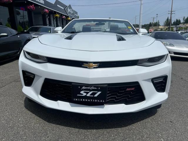 Photo of 2016 White Chevrolet Camaro