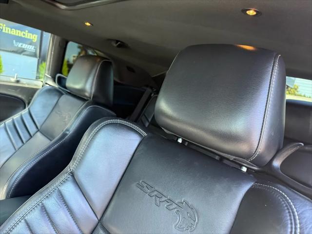 Photo of 2021 White Dodge Challenger