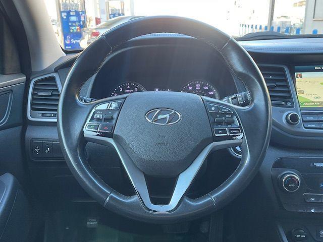Photo of 2017 Caribbean Blue Hyundai TUCSON