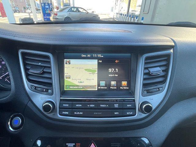 Photo of 2017 Caribbean Blue Hyundai TUCSON