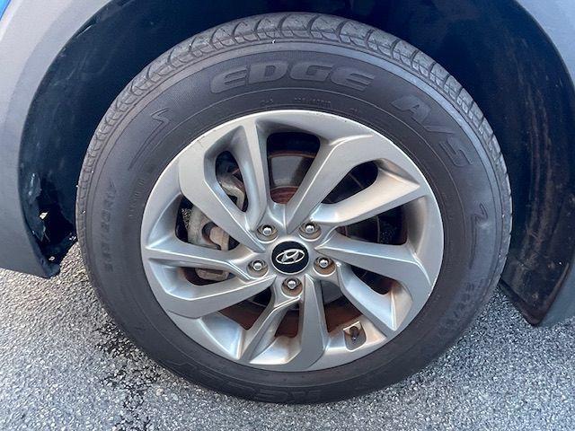 Photo of 2017 Caribbean Blue Hyundai TUCSON