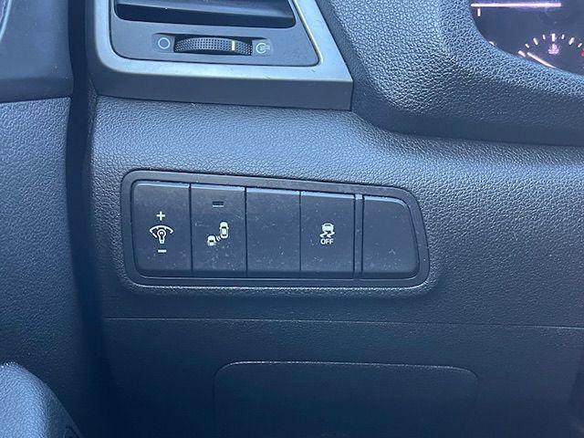 Photo of 2017 Caribbean Blue Hyundai TUCSON