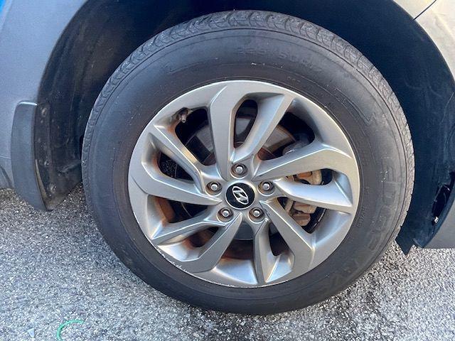Photo of 2017 Caribbean Blue Hyundai TUCSON