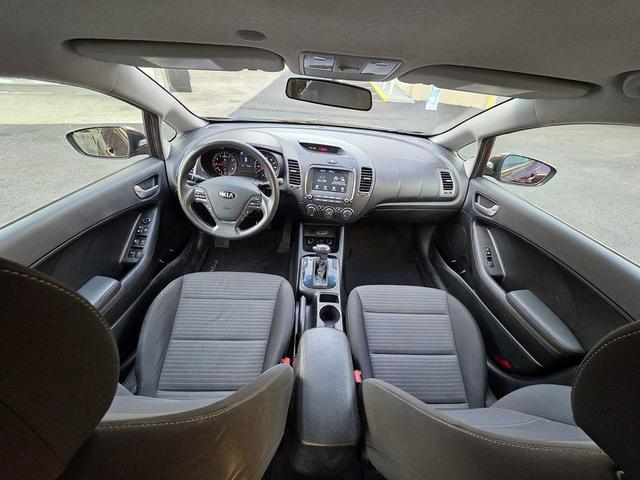 Photo of 2018 Garnet Red Kia Forte