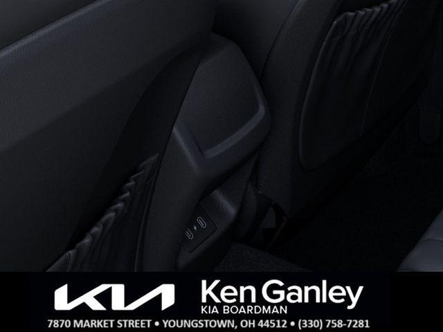 Photo of 2025 Wolf Gray Kia K5
