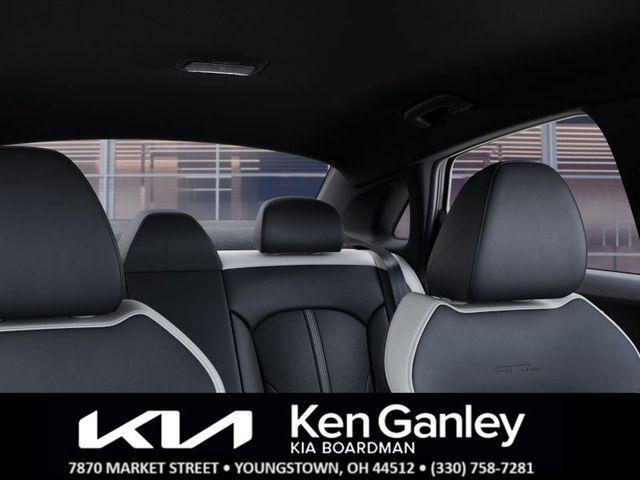Photo of 2025 Wolf Gray Kia K5