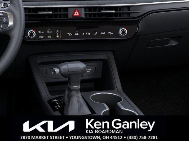 Photo of 2026 Snow White Pearl Kia K5