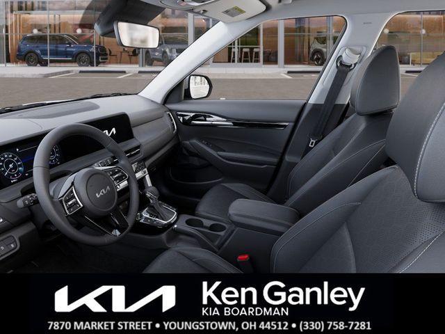 Photo of 2025 Snow White Pearl Kia Seltos