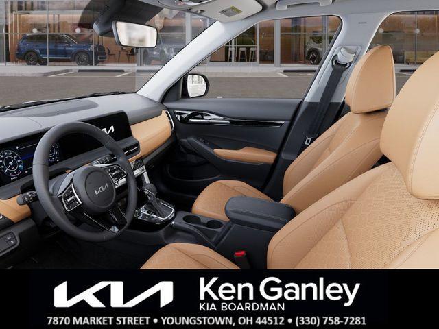 Photo of 2025 Fusion Orange Kia Seltos