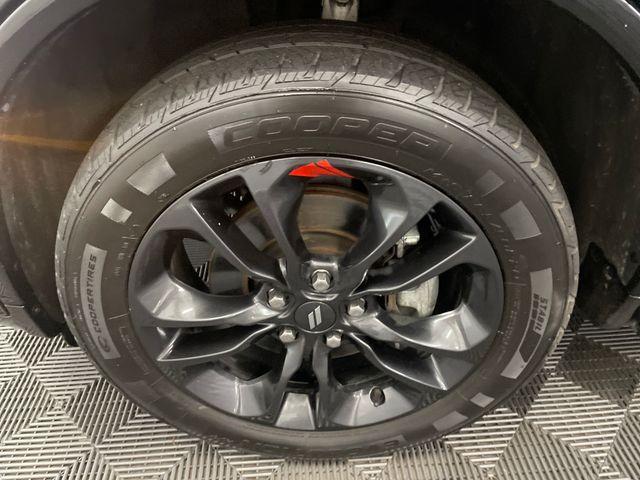 Photo of 2022 DB Black Crystal Clearcoat Dodge Durango