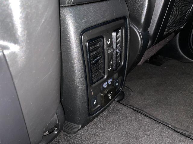 Photo of 2022 DB Black Crystal Clearcoat Dodge Durango