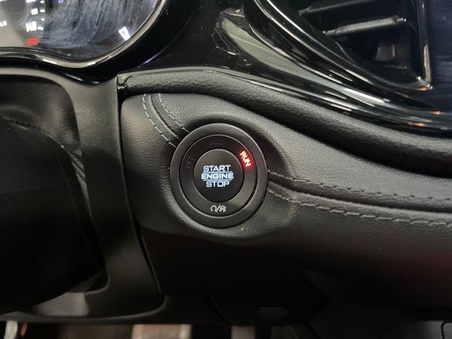 Photo of 2022 DB Black Crystal Clearcoat Dodge Durango