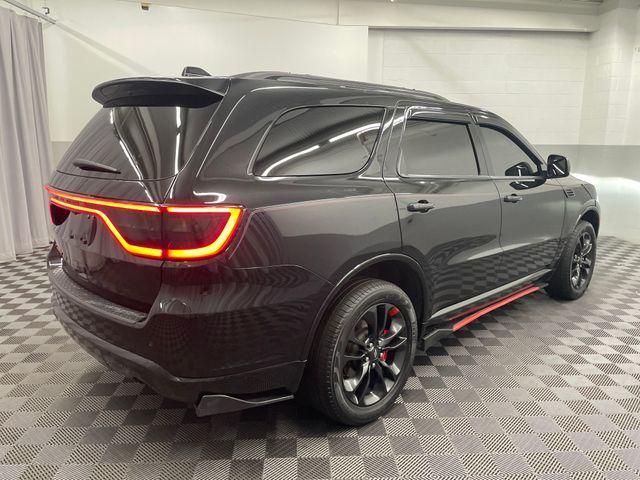Photo of 2022 DB Black Crystal Clearcoat Dodge Durango