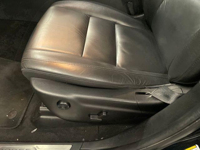 Photo of 2022 DB Black Crystal Clearcoat Dodge Durango