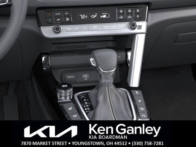 Photo of 2026 Snow White Pearl Kia Seltos