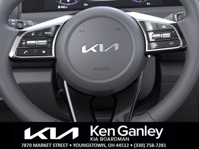 Photo of 2026 Snow White Pearl Kia Seltos
