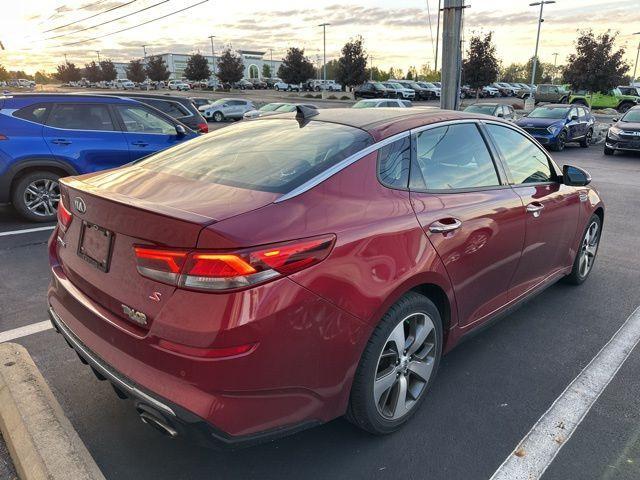 Photo of 2020 Passion Red Kia Optima
