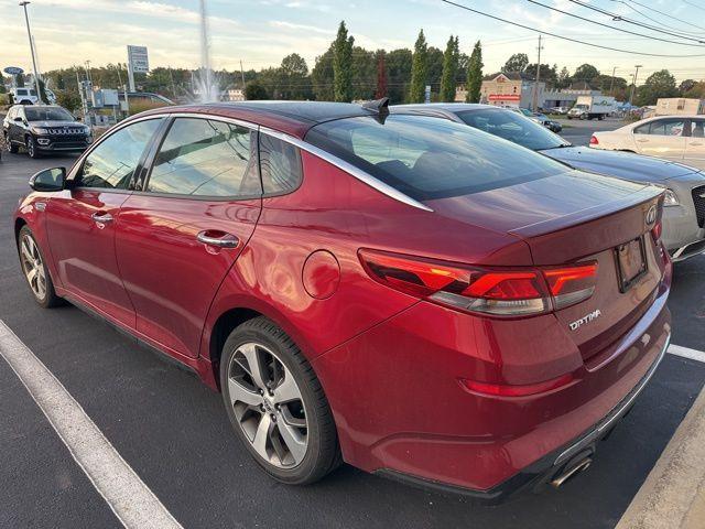 Photo of 2020 Passion Red Kia Optima