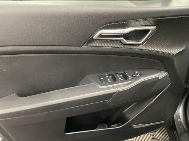Photo of 2023 Gravity Gray Kia Sportage