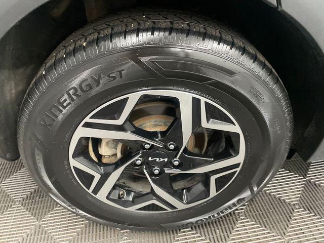 Photo of 2023 Gravity Gray Kia Sportage