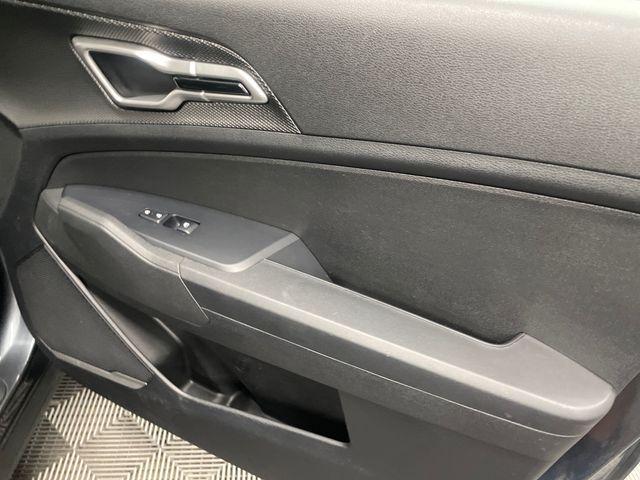 Photo of 2023 Gravity Gray Kia Sportage
