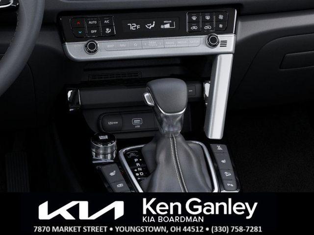 Photo of 2025 Fusion Orange Kia Seltos