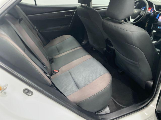 Photo of 2018 White Toyota Corolla