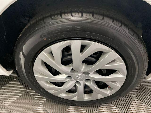 Photo of 2018 White Toyota Corolla