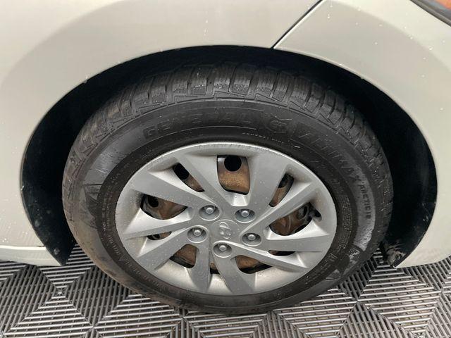 Photo of 2017 Mineral Beige Pearl Hyundai ELANTRA