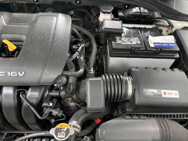 Photo of 2017 Mineral Beige Pearl Hyundai ELANTRA