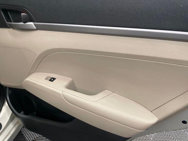 Photo of 2017 Mineral Beige Pearl Hyundai ELANTRA