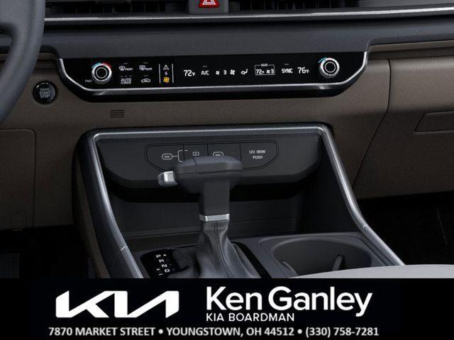 Photo of 2026 Flare Red Kia Carnival