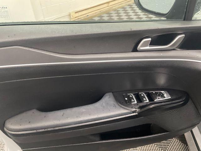 Photo of 2022 Wolf Gray Kia K5