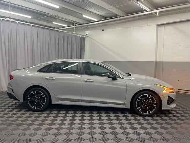 Photo of 2022 Wolf Gray Kia K5