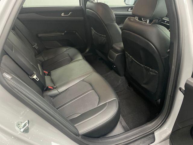 Photo of 2022 Wolf Gray Kia K5