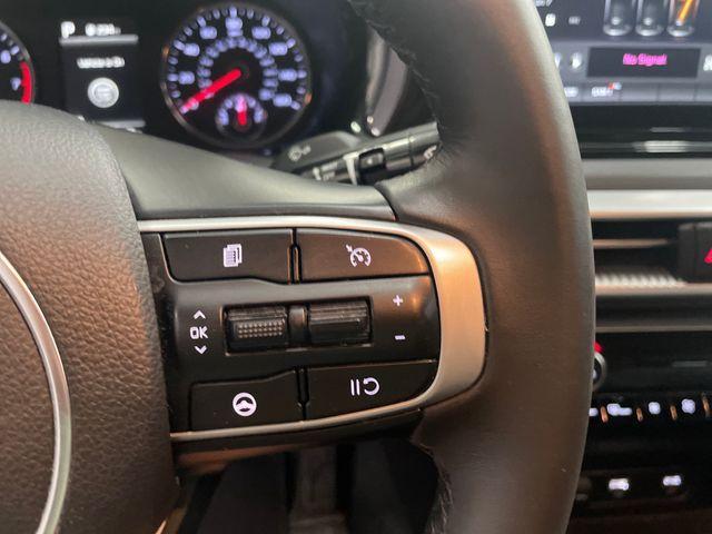 Photo of 2022 Wolf Gray Kia K5
