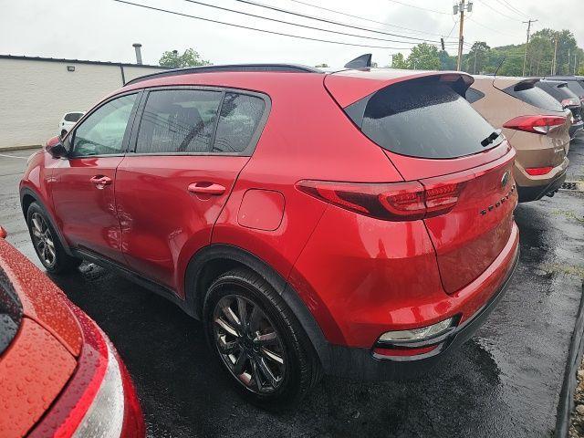 Photo of 2022 Hyper Red Kia Sportage