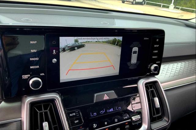 Photo of 2023 Steel Gray Kia Sorento Hybrid