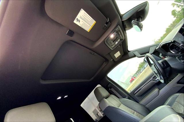Photo of 2024 Slate Gray Metallic Chevrolet Silverado 2500