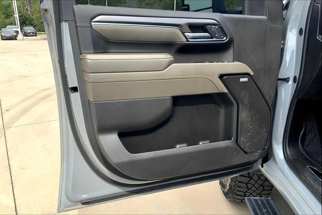 Photo of 2024 Slate Gray Metallic Chevrolet Silverado 2500