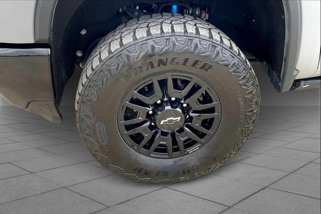 Photo of 2024 Slate Gray Metallic Chevrolet Silverado 2500