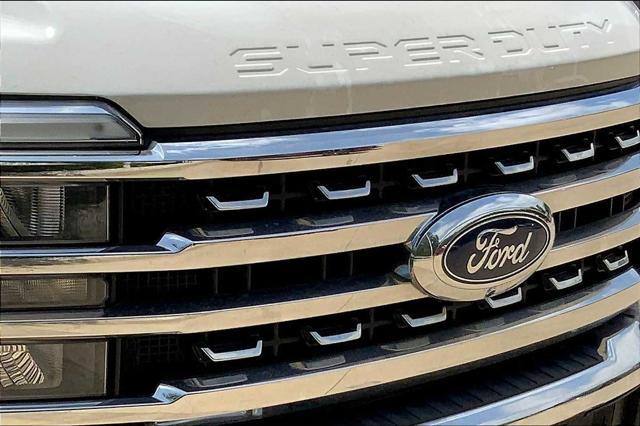 Photo of 2023 Oxford White Ford F-250