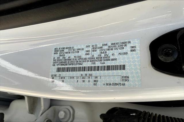 Photo of 2023 Oxford White Ford F-250