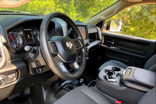 Photo of 2020 Diamond Black Crystal Pearlcoat RAM 3500
